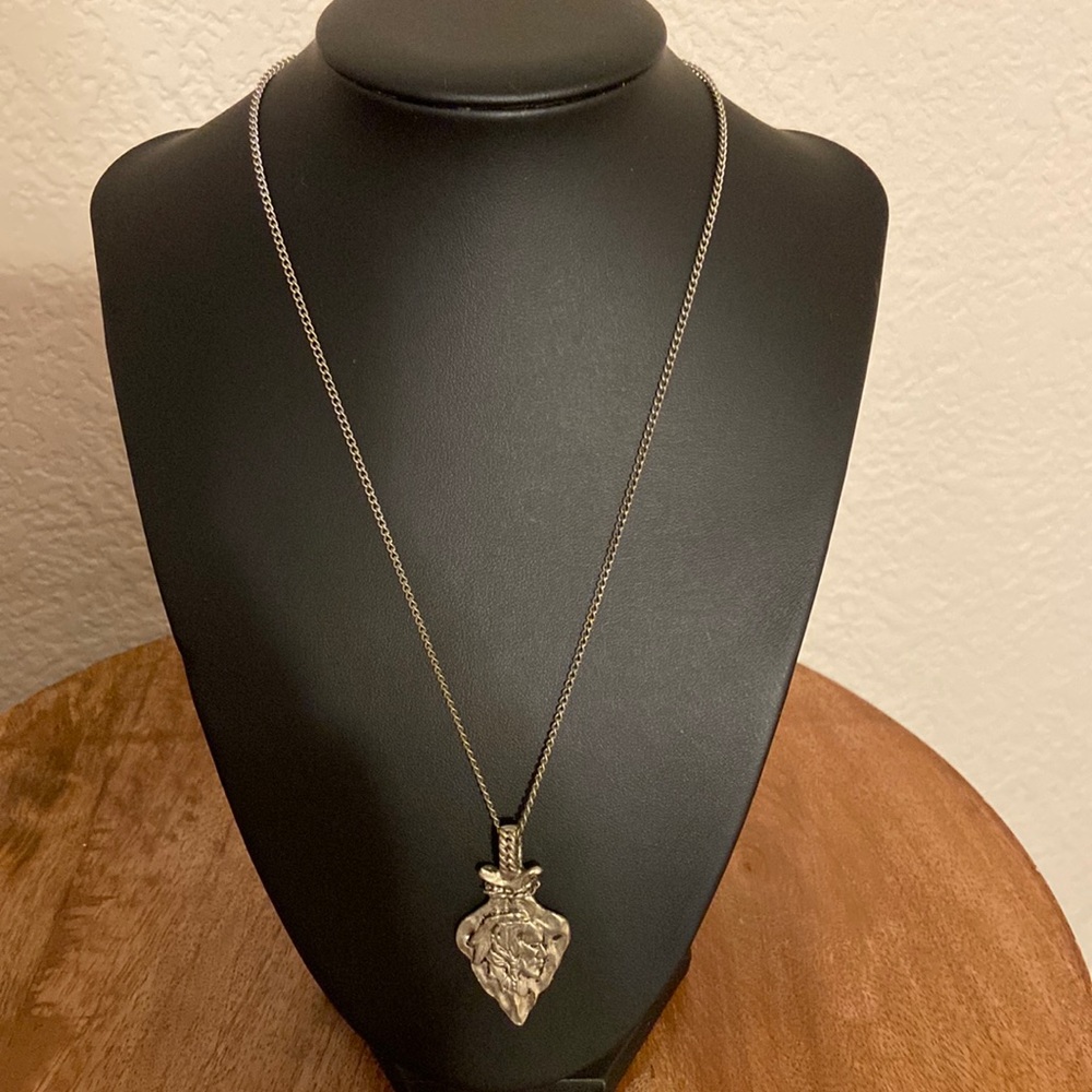 Vintage Handmade Indian Arrowhead Pendant